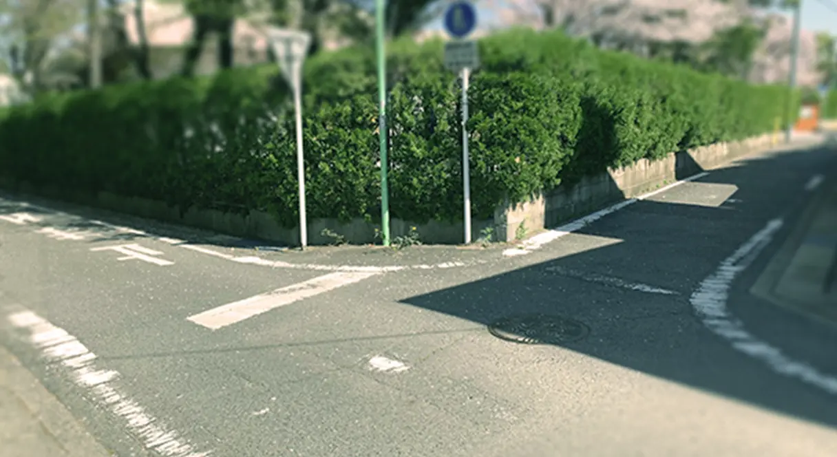 丁字路交差点での右直事故の基本過失割合